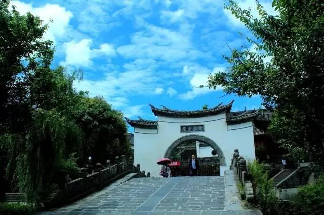 天空果园，奶奶的智慧与科技融合——登录及发言功能的探索
